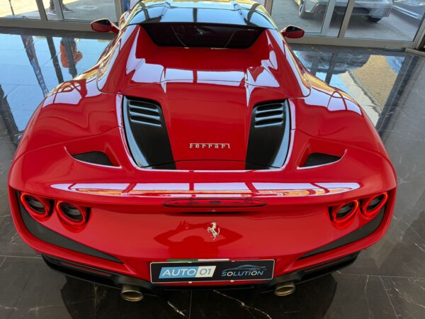 Ferrari F8 Spider - Image 3