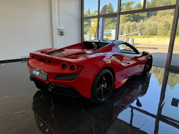 Ferrari F8 Spider - Image 10