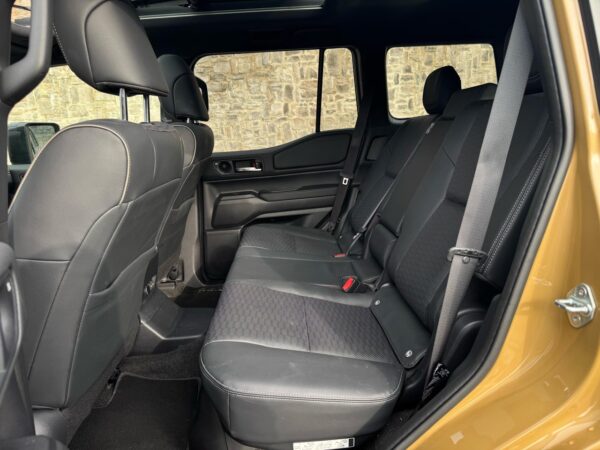 Toyota Land Cruiser - Image 15