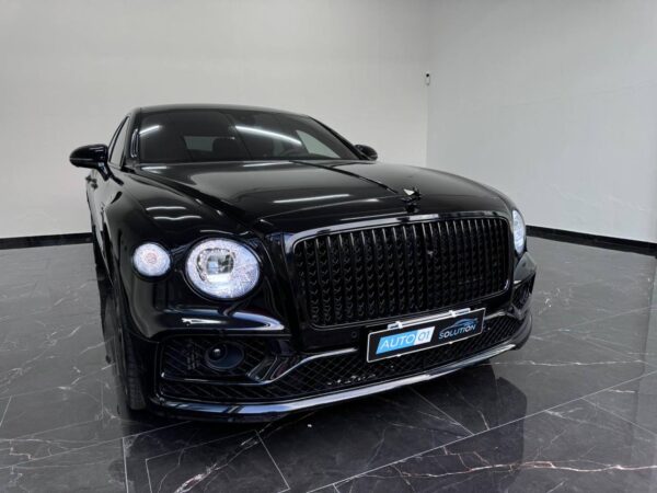 Bentley Flying Spur - Image 18